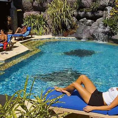 קולוניה Manta Ray Bay Resort מראה חיצוני תמונה